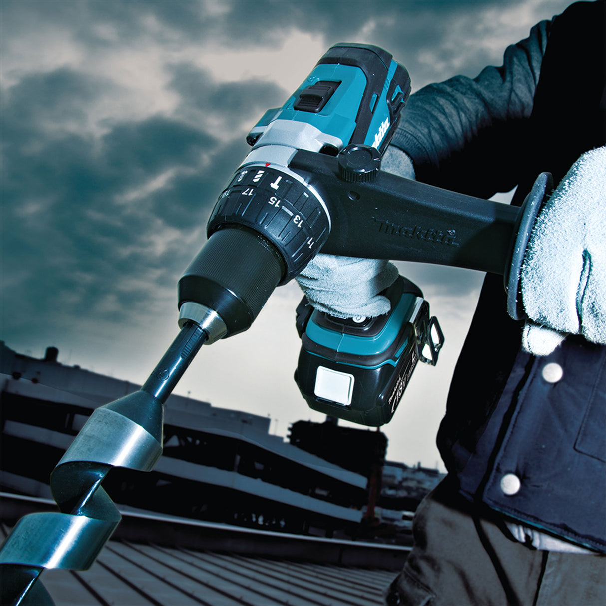 Makita DLX4058M 18V (4.0 Ah) LXT 4 Tool Combo Kit