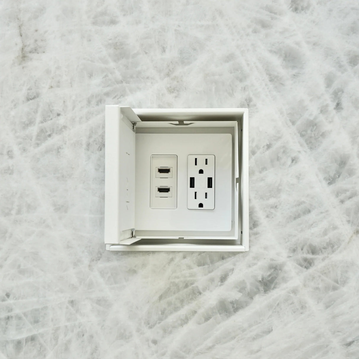 Fittes No-See Receptacle Mount [Luxe]
